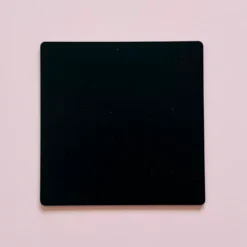 Base Cuadrada Negra de Madera 20 cm 2 ud