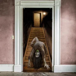 Decoración para puerta Escalera Tenebrosa