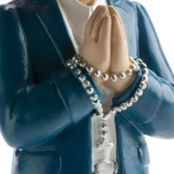 Figura Tarta Comunión Niño con Traje Azul y Rosario