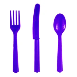 Juego de 18 cubiertos de plástico Violeta
