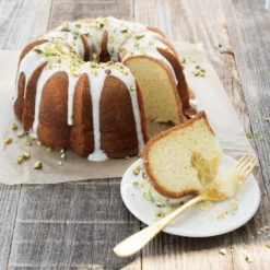 Molde Anniversary Dorado de Nordic Ware