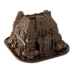 Molde Nordic Ware Haunted Manor Bundt Pan