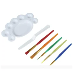 Paleta de pinturas con Pinceles y Espátula