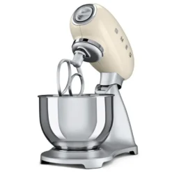 Robot de Cocina SMEG color Crema